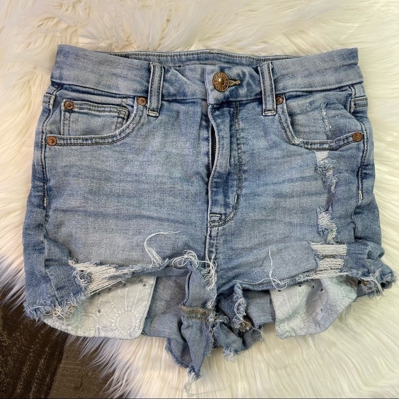 American Eagle Distressed Curvy Hi-Rise Shortie size 0 - Picture 1 of 9